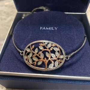 Family Tree Bracelet w/ Swarovski Crystals